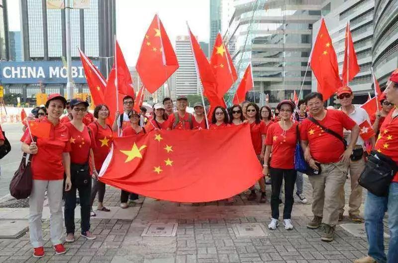 北斗三号成功发射！55颗卫星组网，服务全球，比GPS更厉害！游戏画面